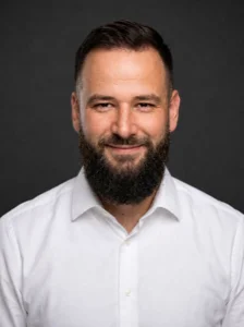 Yasin &Ouml;zdemir, Inhaber von Energyo.